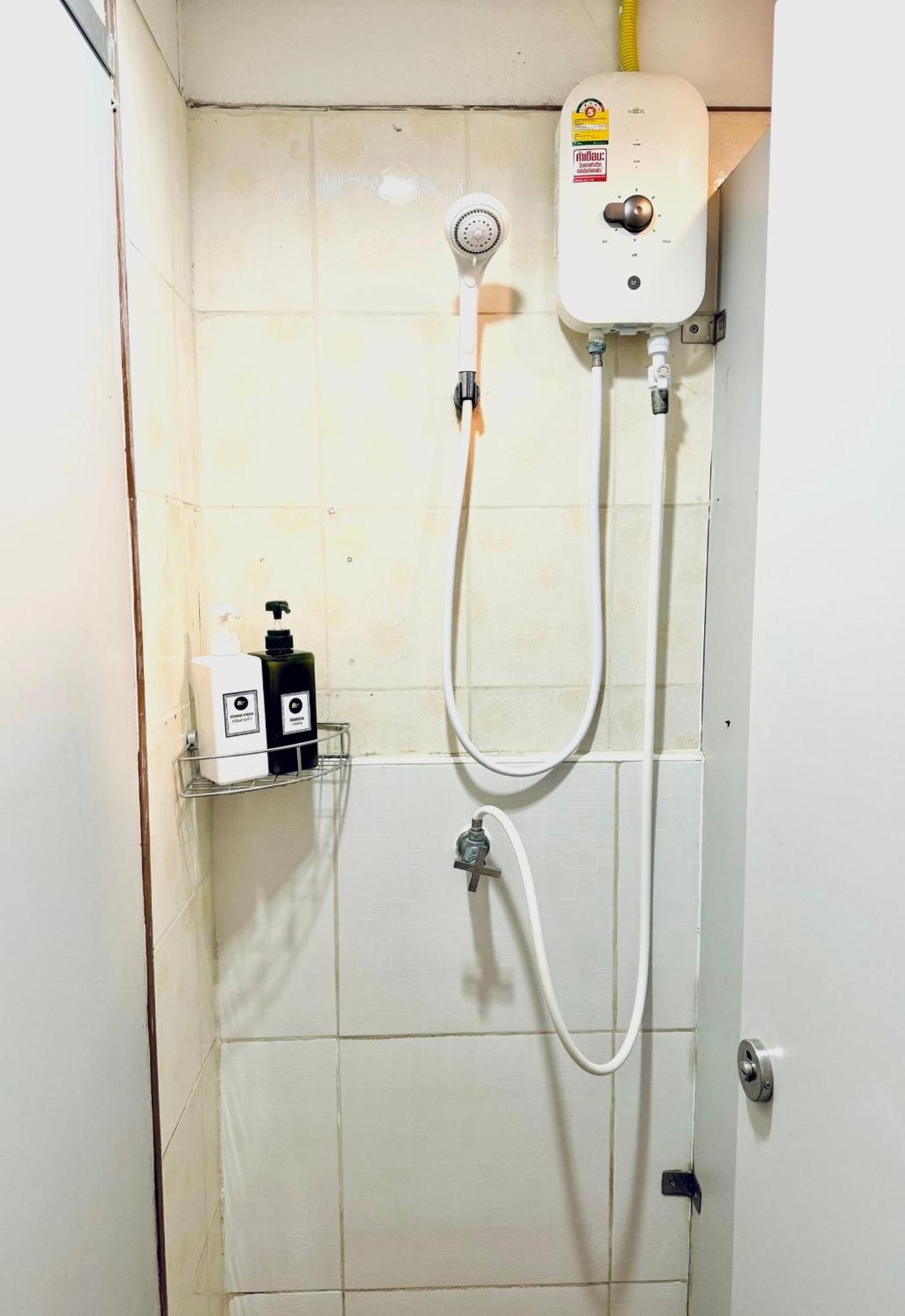 Best Bed Suvarnabhumi Hostel Bangkok Exterior photo
